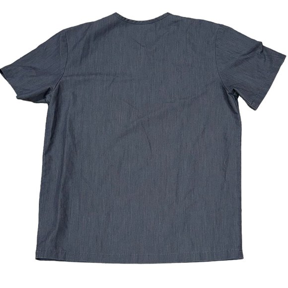 Men's FIGS Leon Three-Pocket Scrub Top Graphite Size Medium - Picture 3 of 6